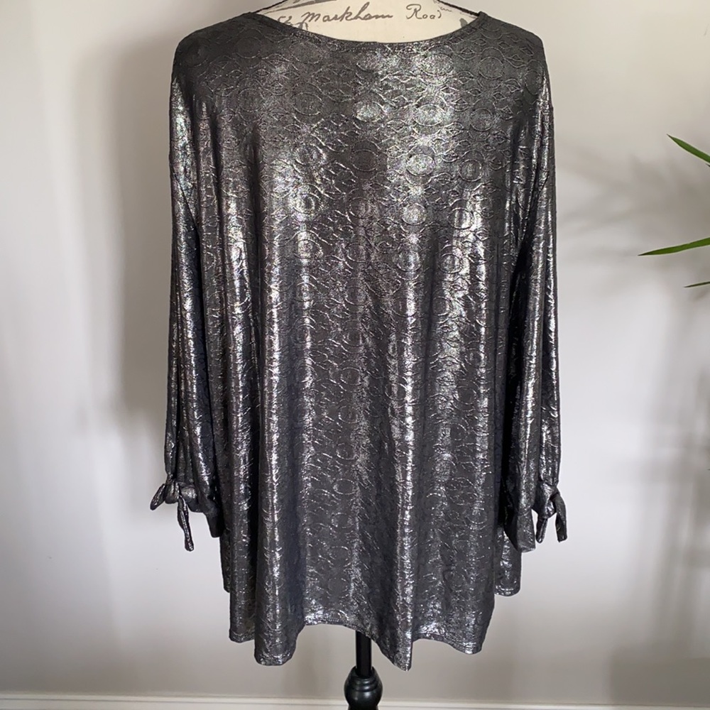 Silver tunic - Picture 6 of 12